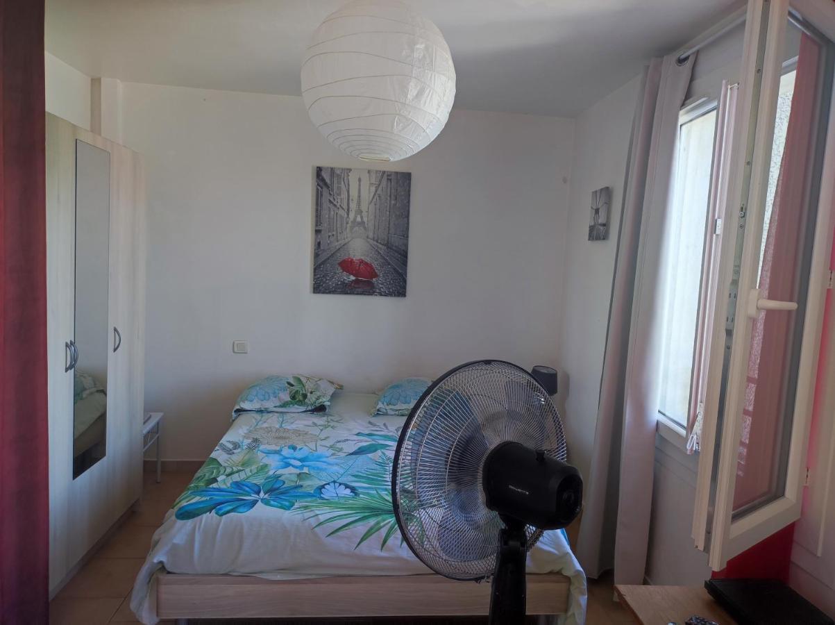 Ingrid Mary Apartment นีมส์ ภายนอก รูปภาพ