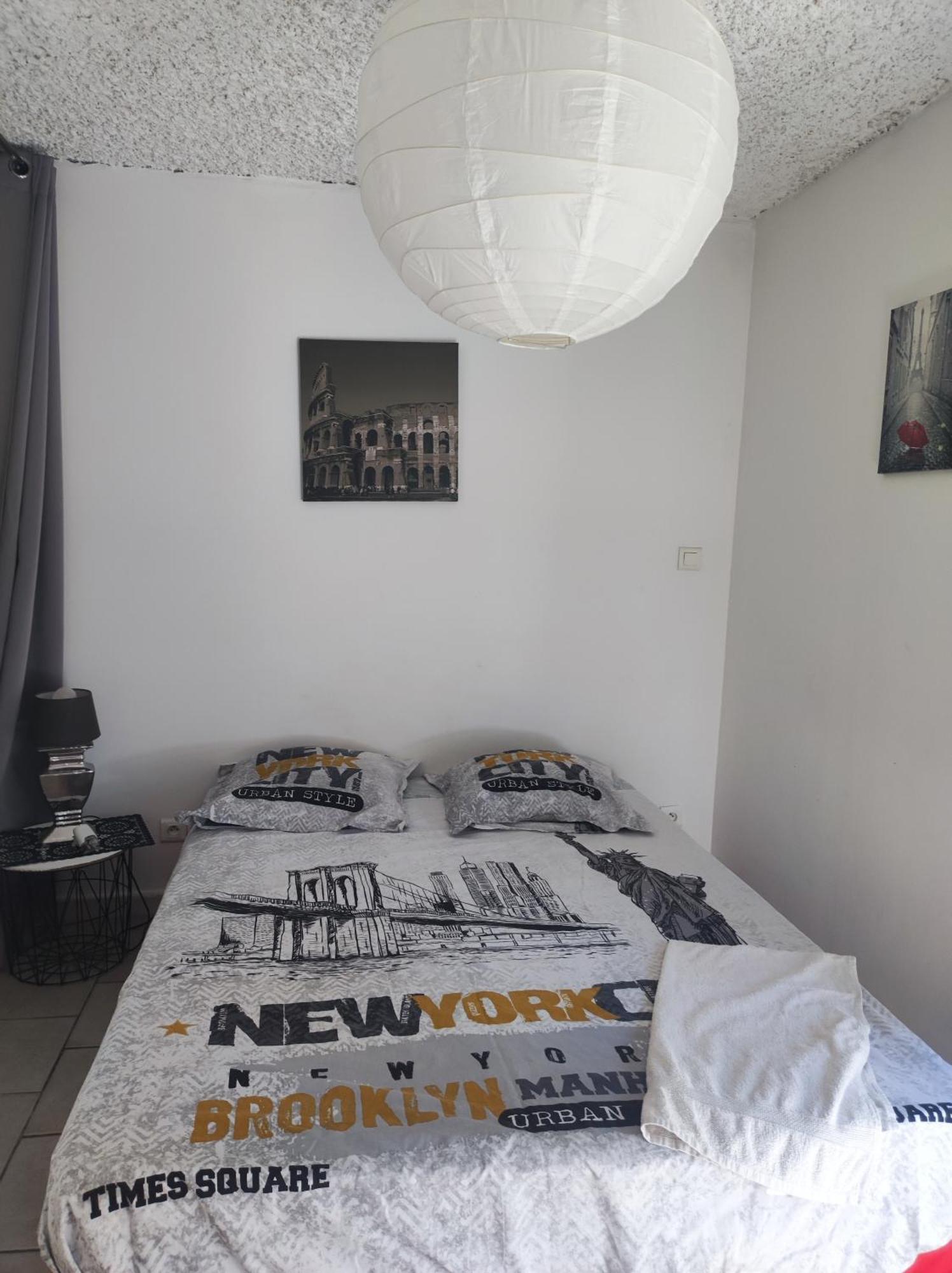 Ingrid Mary Apartment นีมส์ ห้อง รูปภาพ