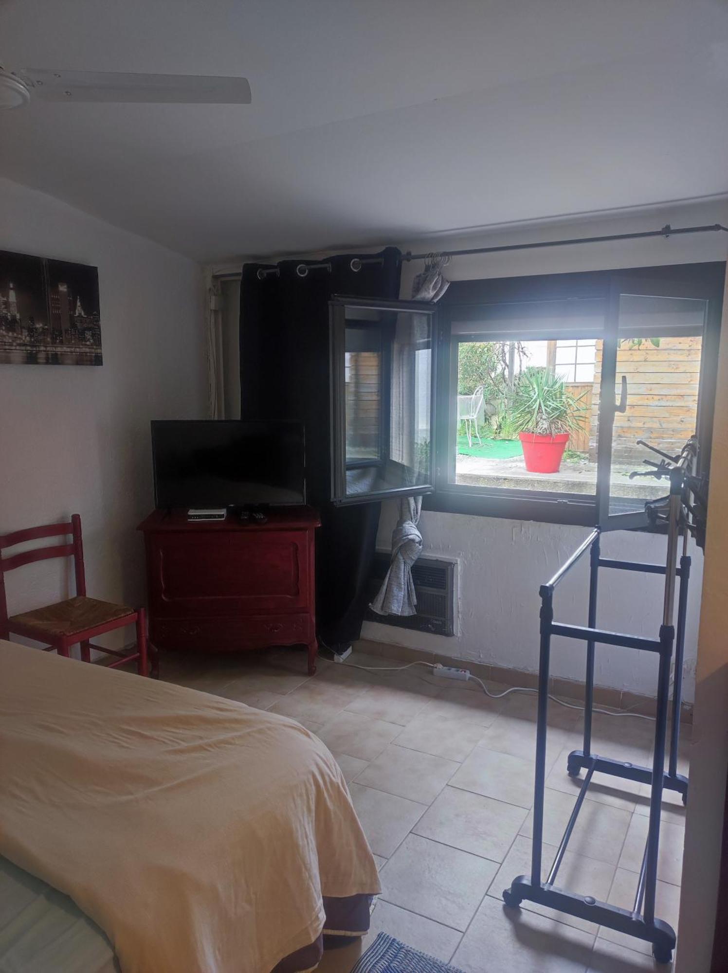 Ingrid Mary Apartment นีมส์ ภายนอก รูปภาพ